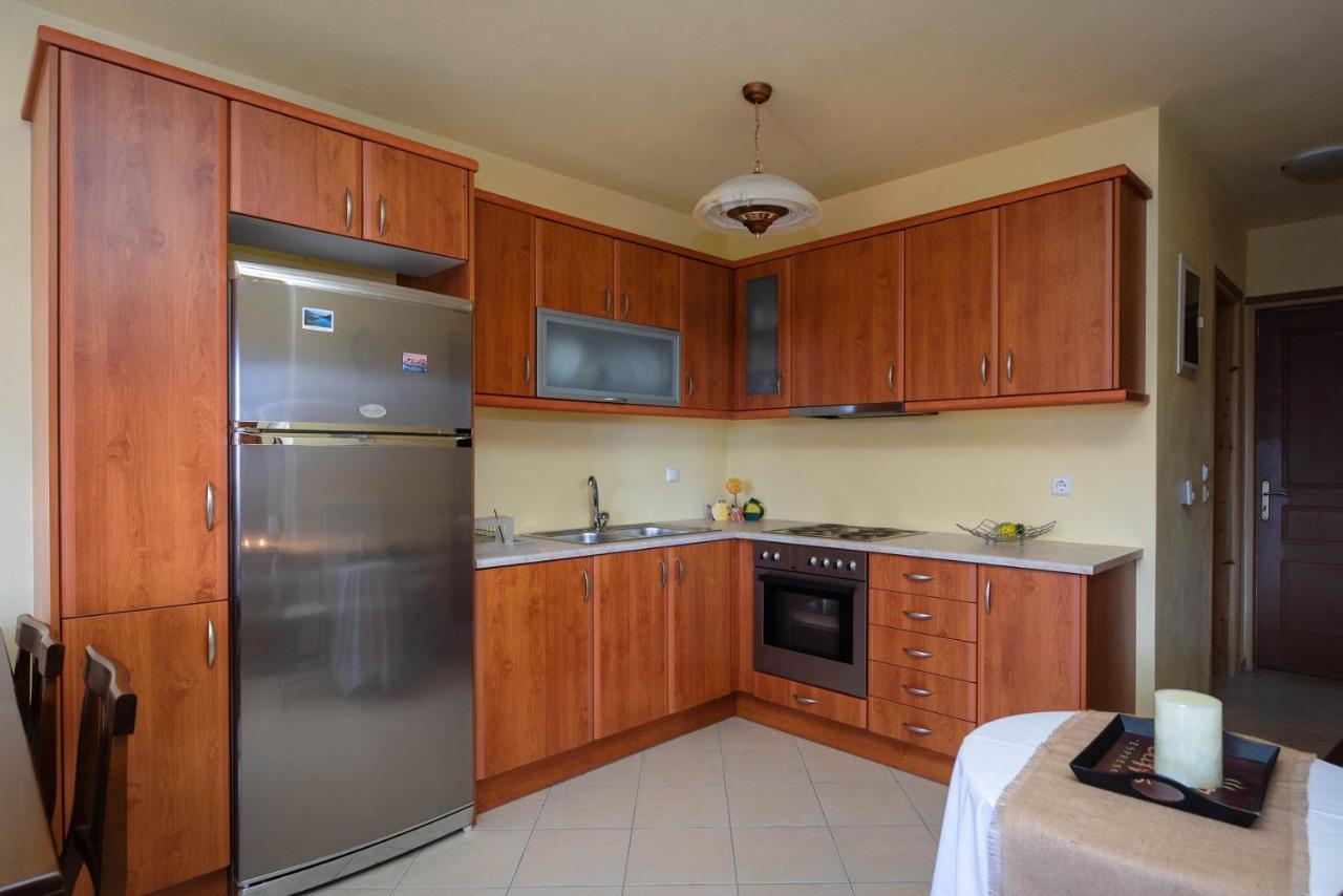 Meli Apartments Arachova Exterior photo